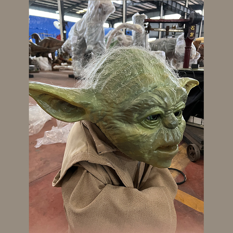 Outdoor Theme Park Exhibition Decoration Customizable Life Like Realistic Animatronic ET Yoda Model For Sale