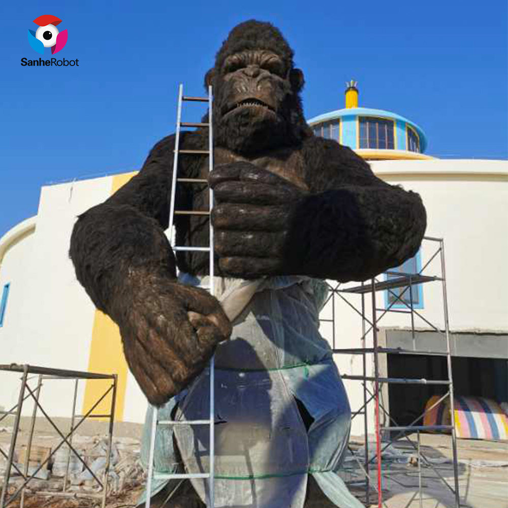 Life Size Outdoor Animatronic King Kong Statue Model Monkey King Statue