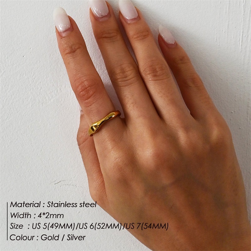 INS Stainless Steel 18K Gold Plated 4MM Wide Irregular Circle Finger Ring Titanium Steel PVD Personalized Thick Curve Wave Rings