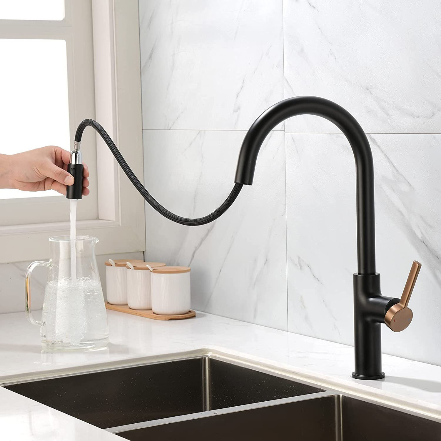 Modern Utility Camper One Handle Rose Gold and Black Kitchen Sink Water Tap Taps Mixer Sink Faucet With Sprayer