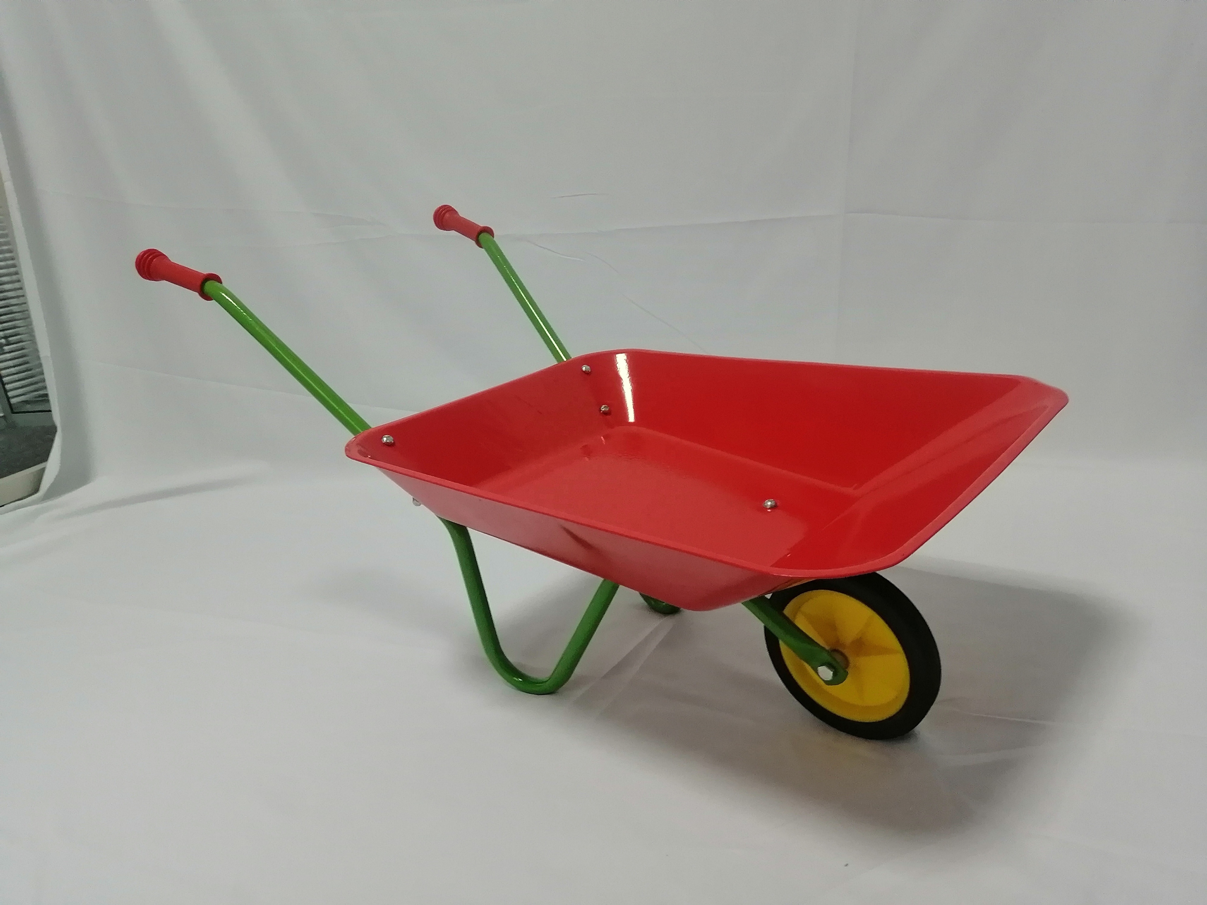 wholesale little sand toy kids garden tools metal wheelbarrow  hand trolley wagon child cart