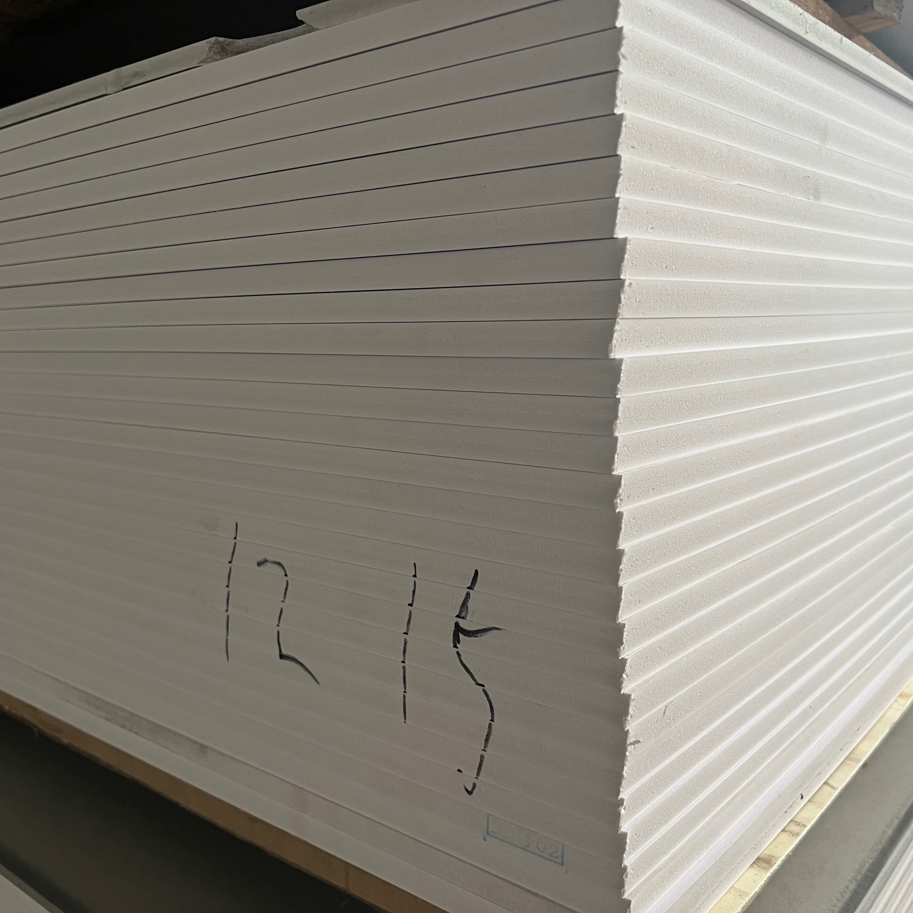 1.22*2.44m 3-8mm PVC Co-Extrusion Board