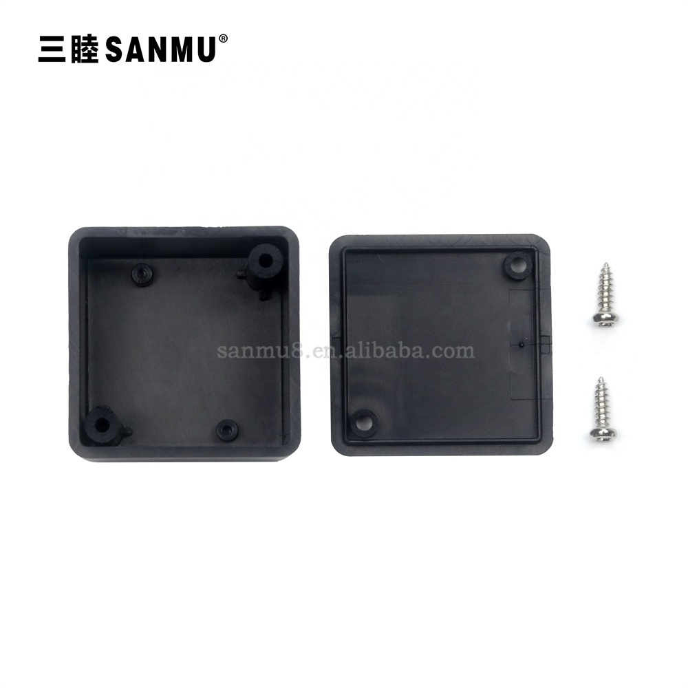 SM5-203:40*40*25MM  Power socket plastic case cheap plastic enclosures ABS junction box