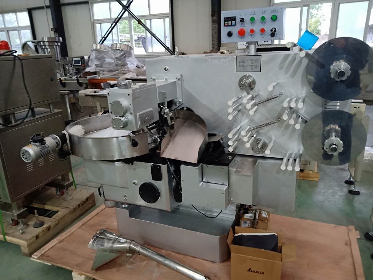 SANYING automatic high speed caramel toffee double twist hard candy wrapping machine