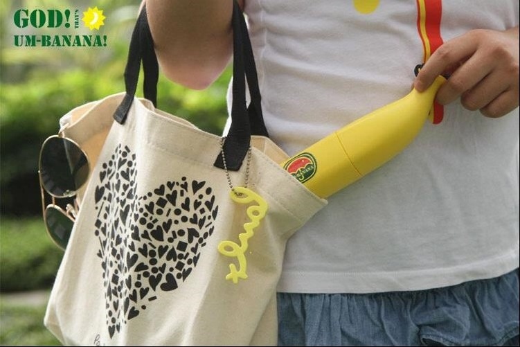 China cheap 3 fold umbrella banana case and stock umbrella parasol creative children fruit convenient pencil umbrella for gift