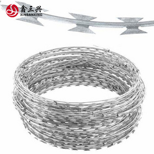 Galvanized BTO22 Barbed Wire Concertina 90cm Barbed Coils Razor Mesh Fence for Jamaica