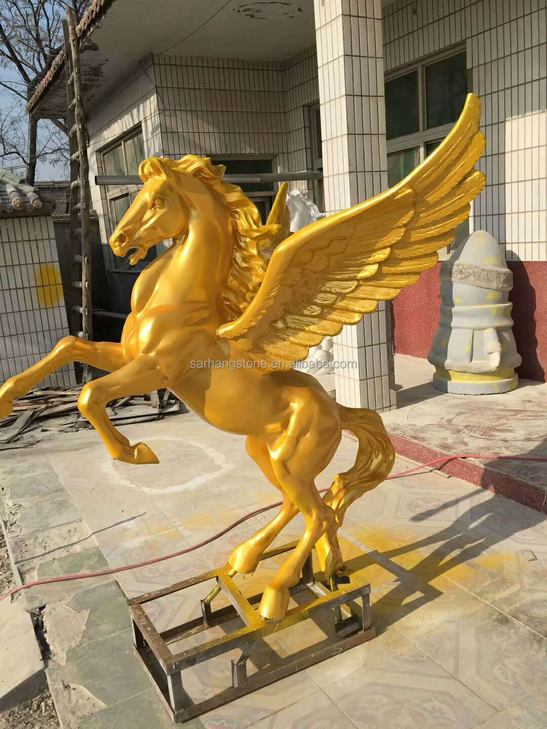 Brass Animal Golden Horse Pegasus Sculpture with Wings Flying Horse Statue