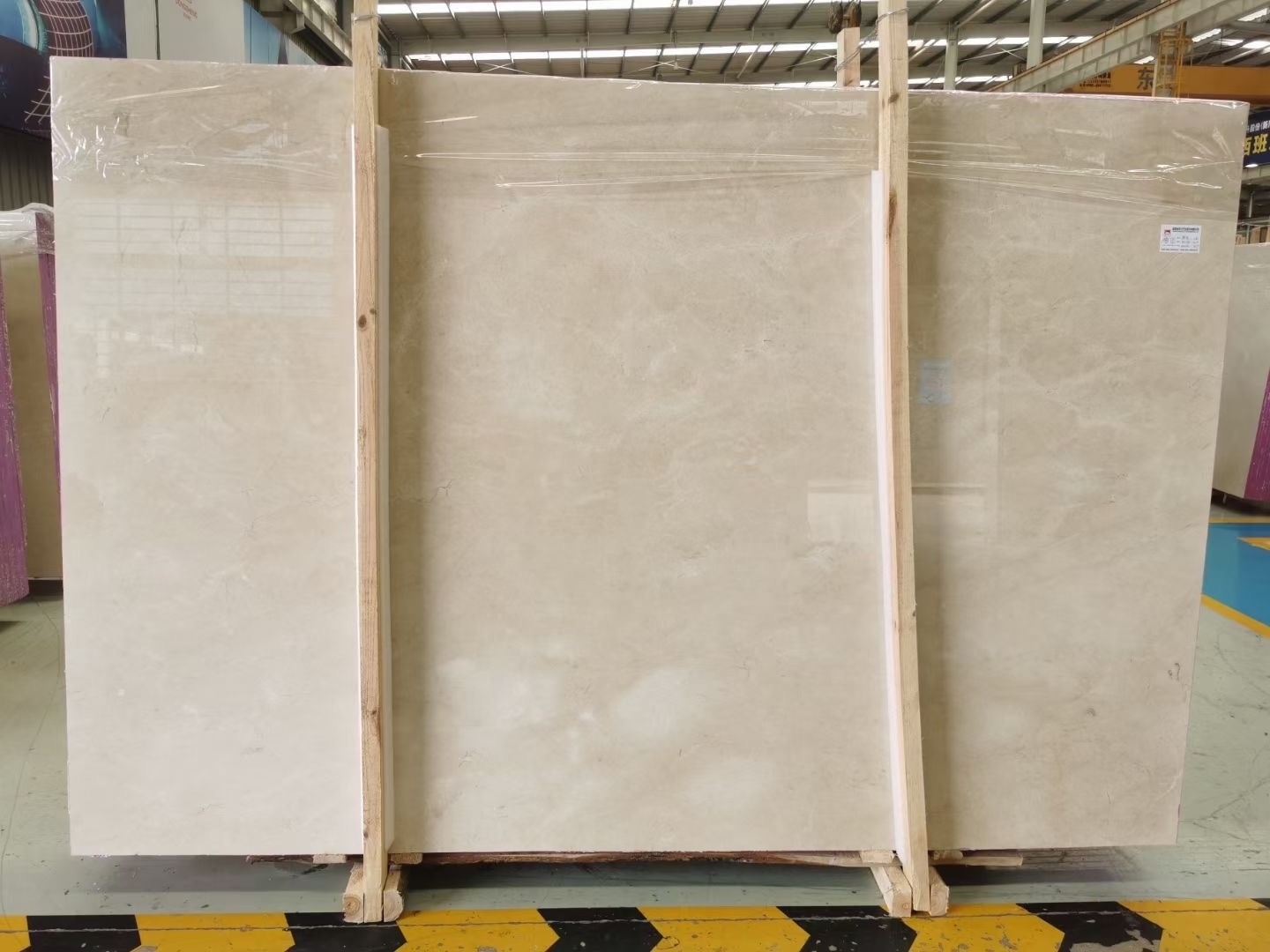 Good Quality Spanish Crema Marfil marble tiles and slabs