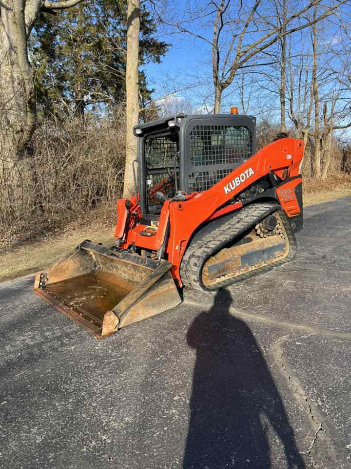 used Kubota SVL 75-2 Tracked Skid Steer  Loader 4WD Tractor With Front End Loader Construction Machine