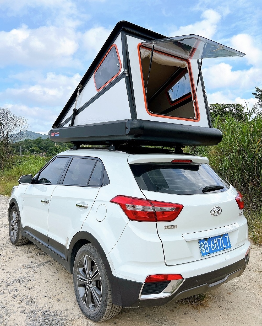 outdoor auto folding glamping sun shelter shower triangle car roof top rv trailer cabin sleep camping tent waterproof with bed