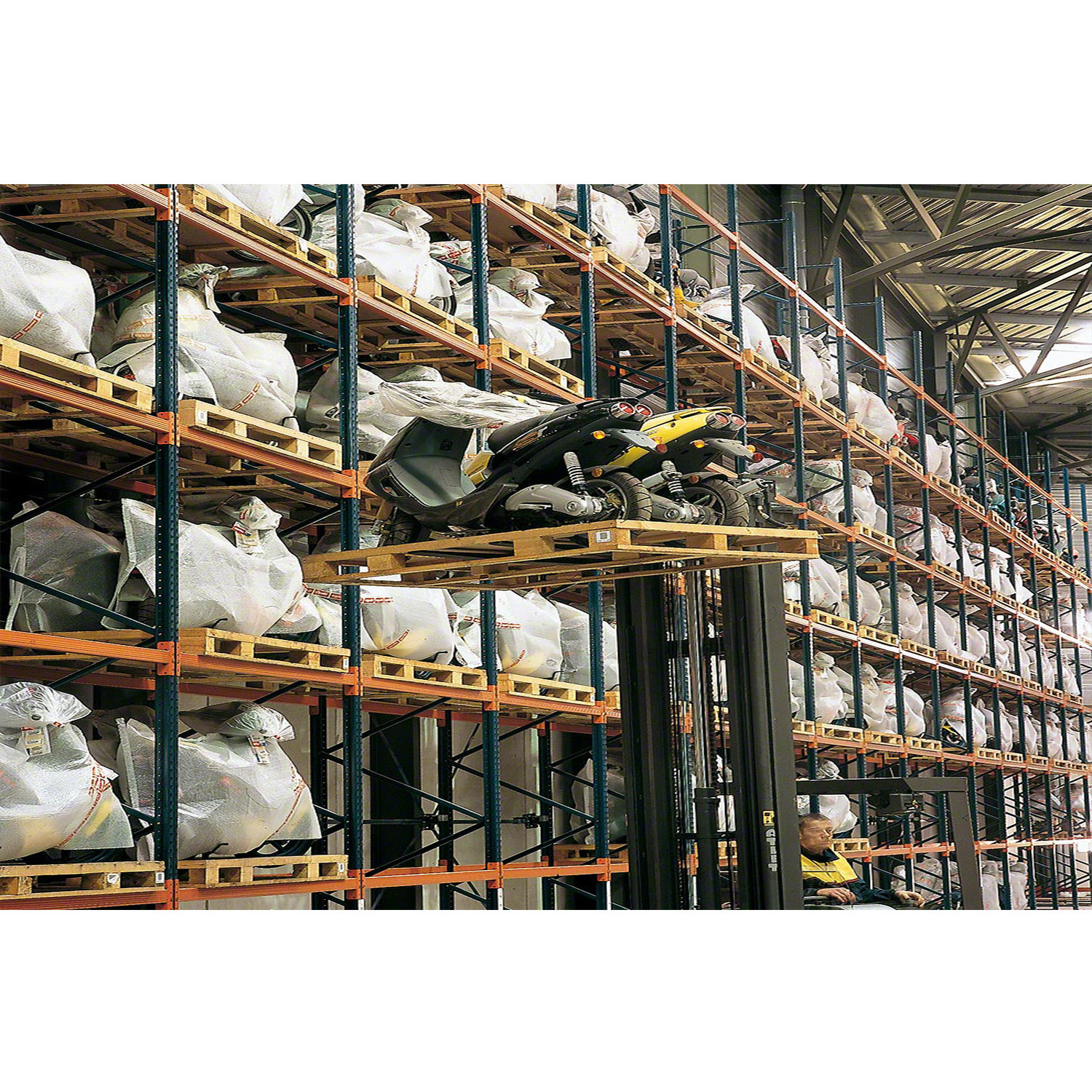 Warehouse Heavy Rack Pallet Pallet Racking Rack Case Cold Steel Rolled Metal Shelve For Racking Rack Shelf Factory Shelf