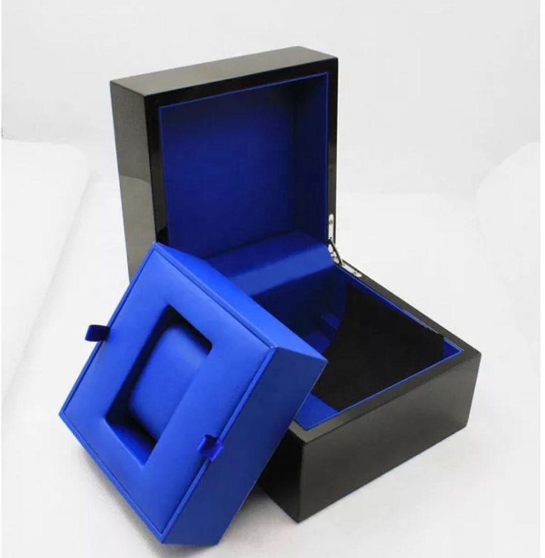 Single Wooden Lock Watch Box Piano Painting White/ black/red/Green Lacquered Custom Logo Luxury Box for watch and strap