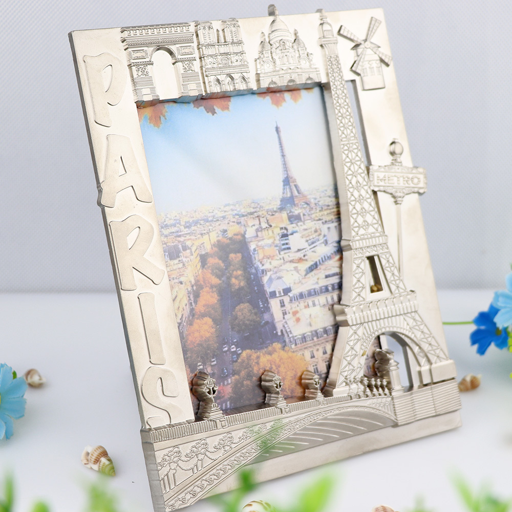 Classic Style Paris Eiffel Tower Decoration Art Metal Tourist Souvenir Photo Frame