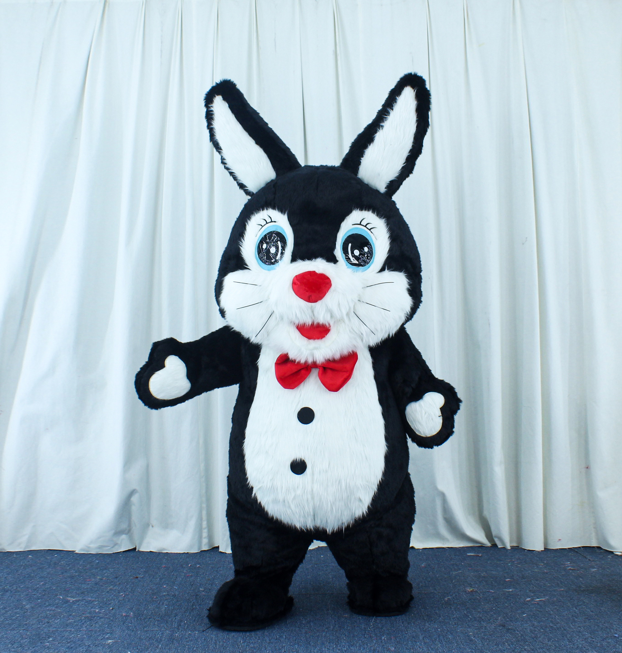 2023 New Inflatable Plush Black Rabbit Mascot Costume for Adult Easter Bunny Unisex Pet Costumes Unicorn Mascot Costumes China