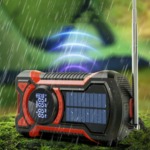 LED Flashlight 5000mah Power Bank IPX5 Emergency Radio Hand Crank Solar weather portable Radio am fm