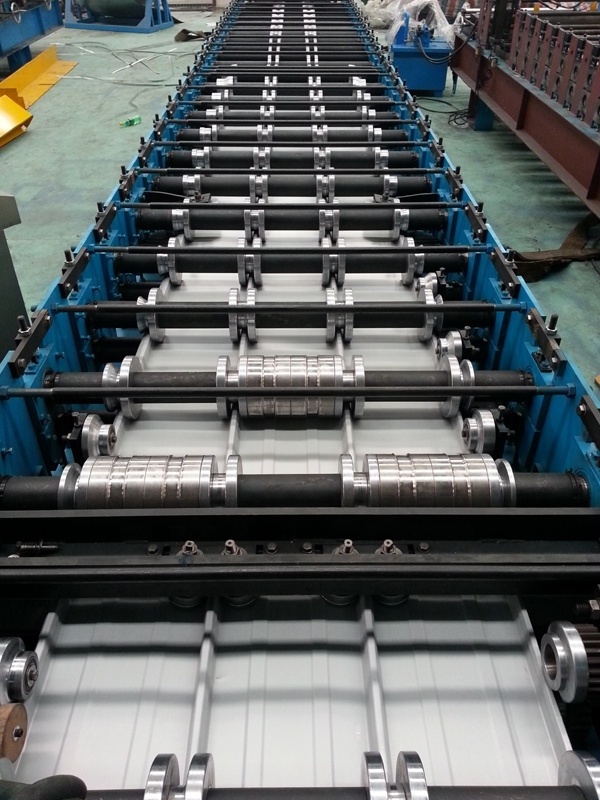 LYSAGHT KLIP-LOK 406 Roll Forming Machinery Manufacture with 20GP Container