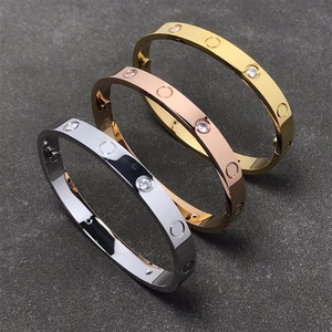 High Quality 18k Gold Plated 316 Stainless Steel Love Screwdriver Bracelet Luxury Romantic Jewelry for Men and Women Wholesale