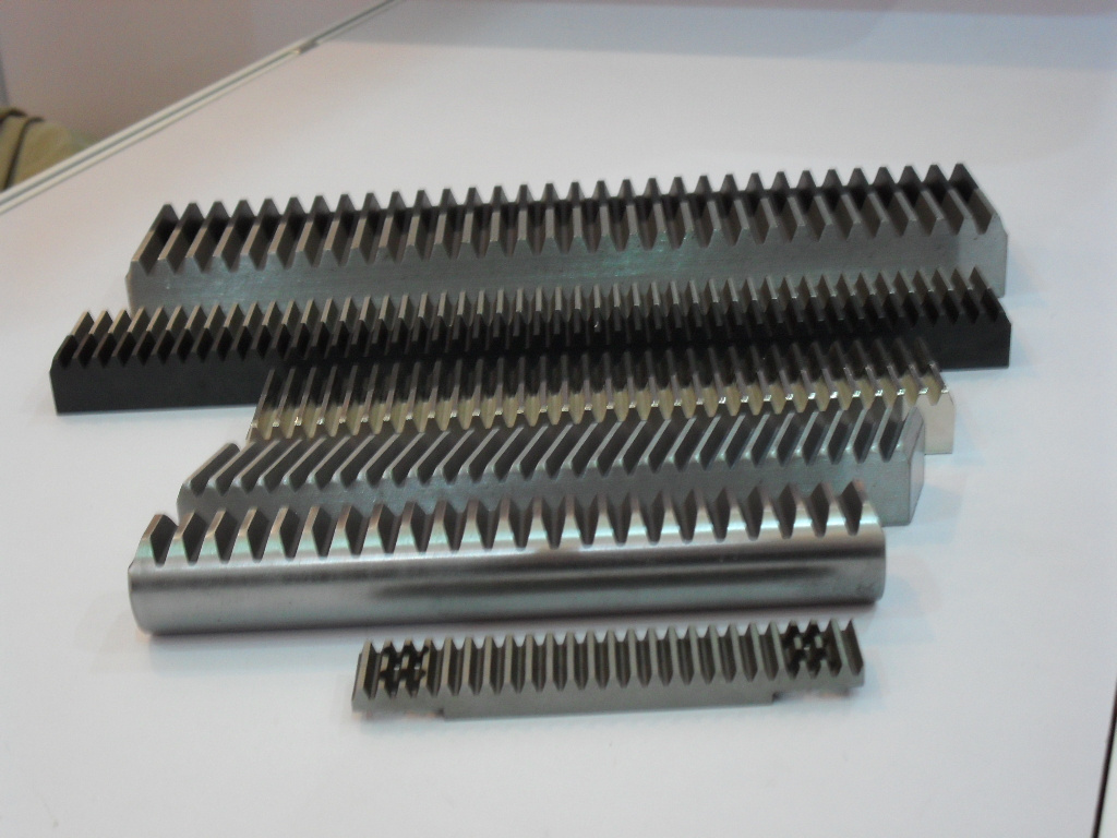 Small Model Steel Helical Gear Helical Rack Gear Worm And Pinion gear rack for sliding gate