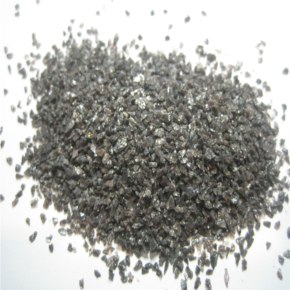 Brown aluminium oxide sand/fines/grains/grits/powder in abrasive