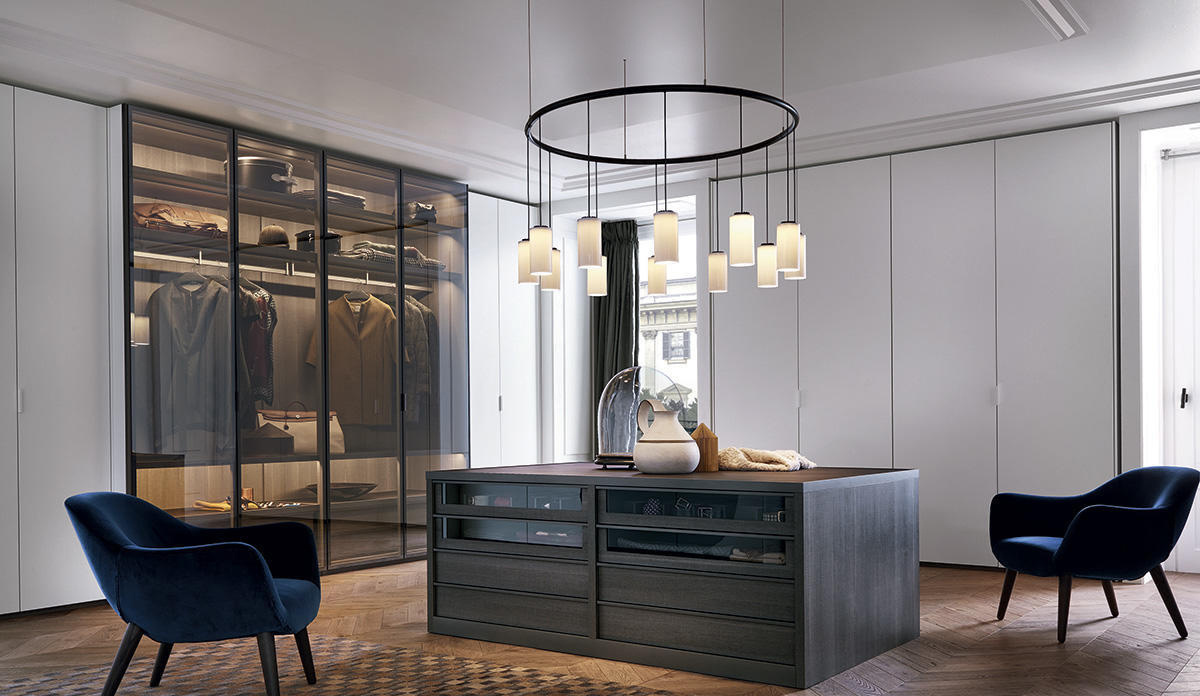 Luxury Design Tempered Glass Doors Customized Wardrobe Closet with Island Cabinet