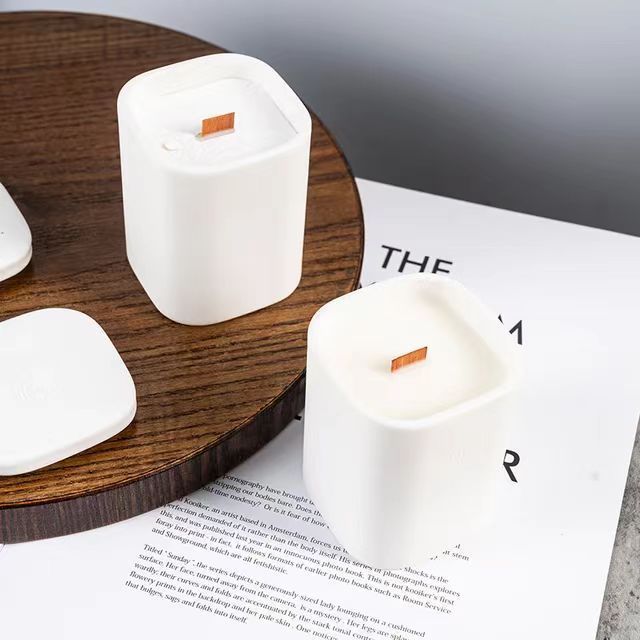 Handcrafted advanced sense household smokeless low temperature cuboid ceramic cup romantic atmosphere aromatherapy candle