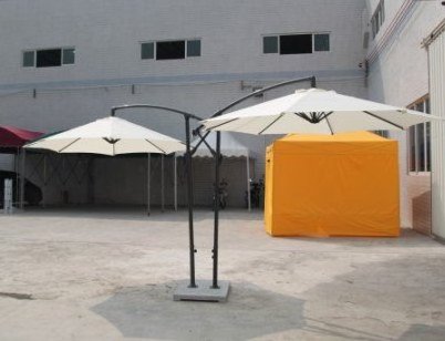 Outdoor Garden Leisure Coffee Shop Used Automatic Hanging Cantilever Parasol Patio umbrella