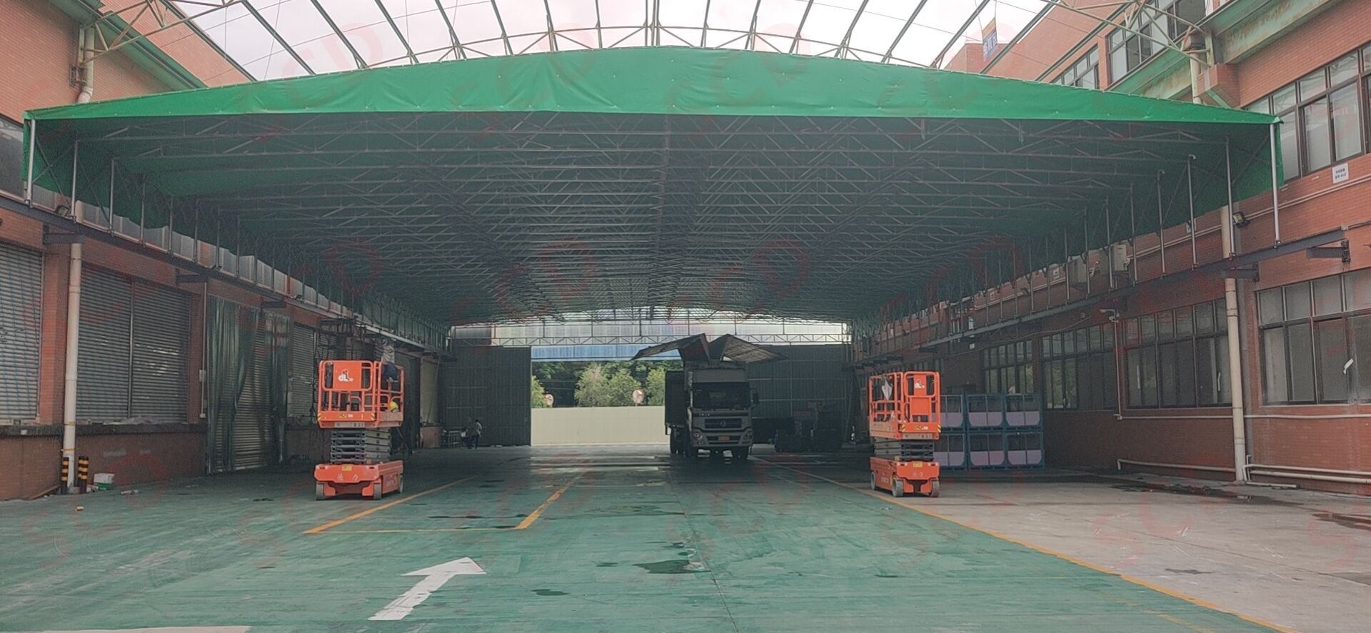 Outdoor General Car Parking Use  Retractable Canopies Garage Push and Pull Event Storage Carports Tent