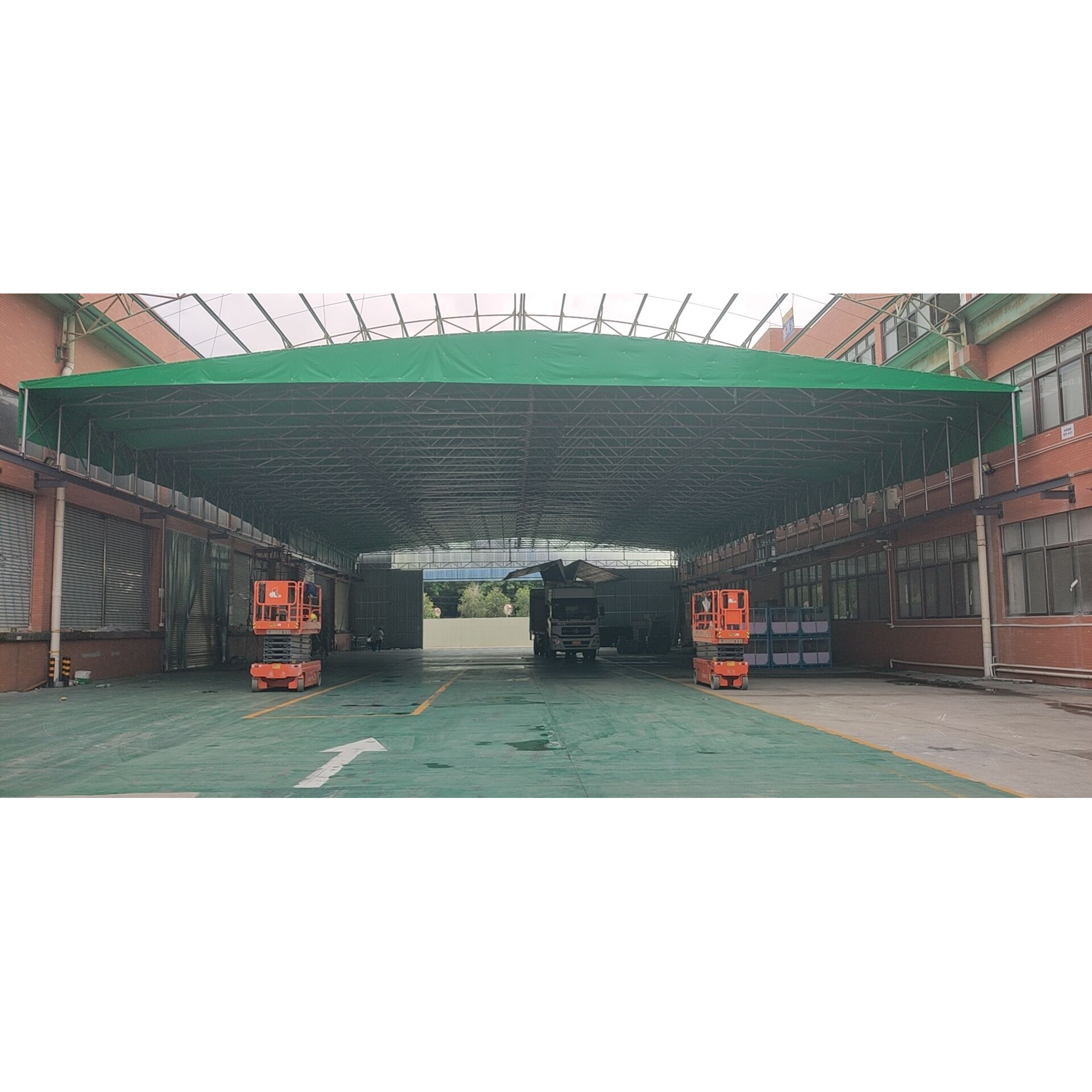 Outdoor General Car Parking Use  Retractable Canopies Garage Push and Pull Event Storage Carports Tent