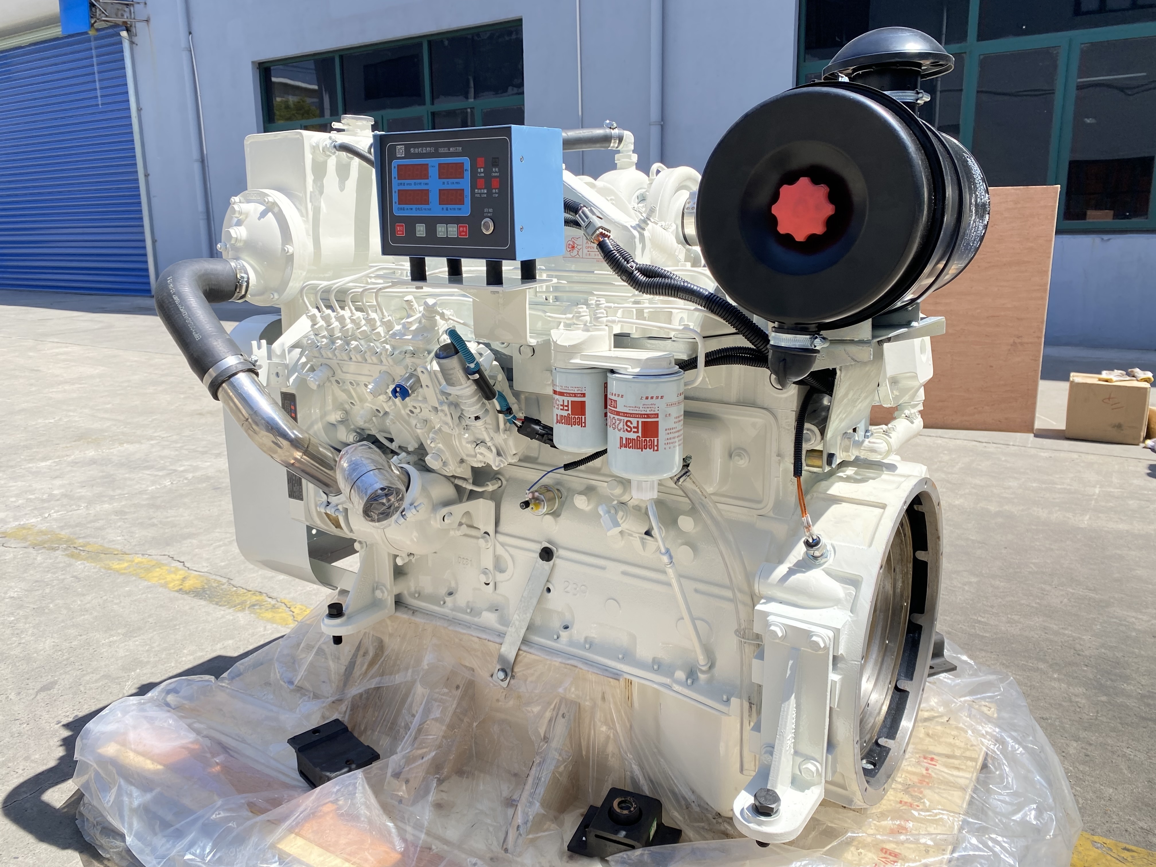 Brand new 90kw 2200rpm 6BT5.9-M120  diesel engine for marine