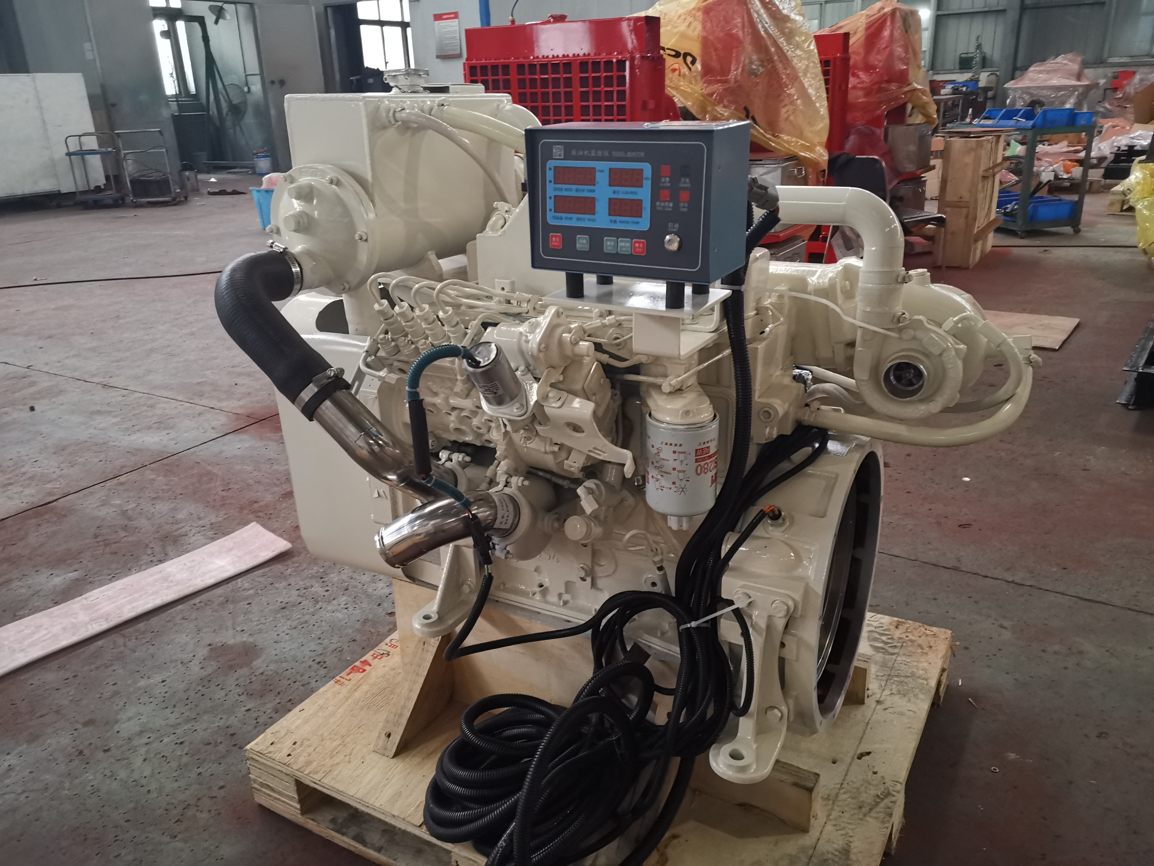 Hot sales 4 cylinder 4 stroke 85hp water cooled diesel engine 4BT3.9-M85 for marine