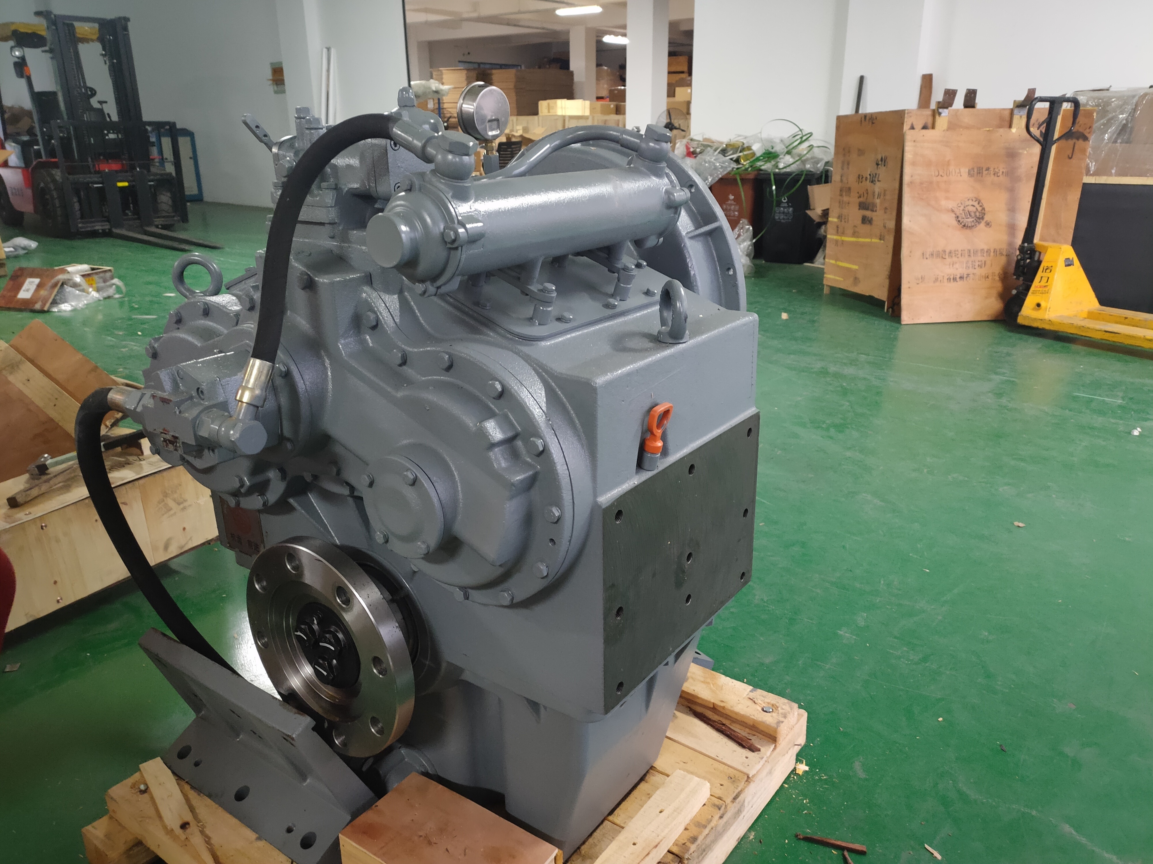 Hangzhou advance boat ship propeller thrust marine gearbox forward reverse factory price