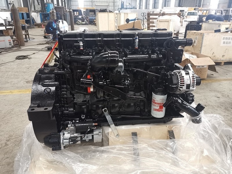 Dongfeng truck 6 cylinder 155kw(210)hp/2500rpm turbo diesel engine ISDe210 30