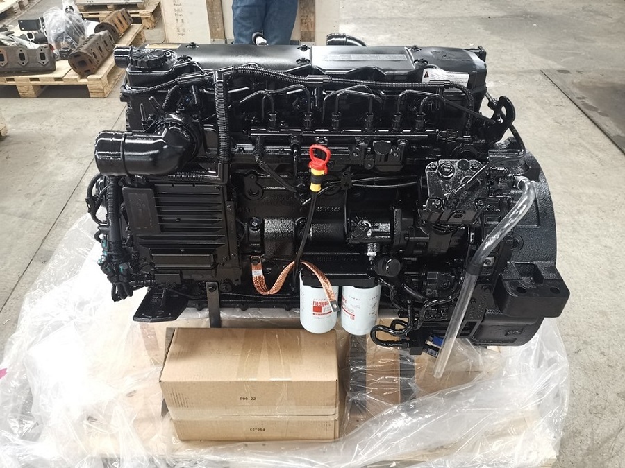 Dongfeng truck 6 cylinder 155kw(210)hp/2500rpm turbo diesel engine ISDe210 30