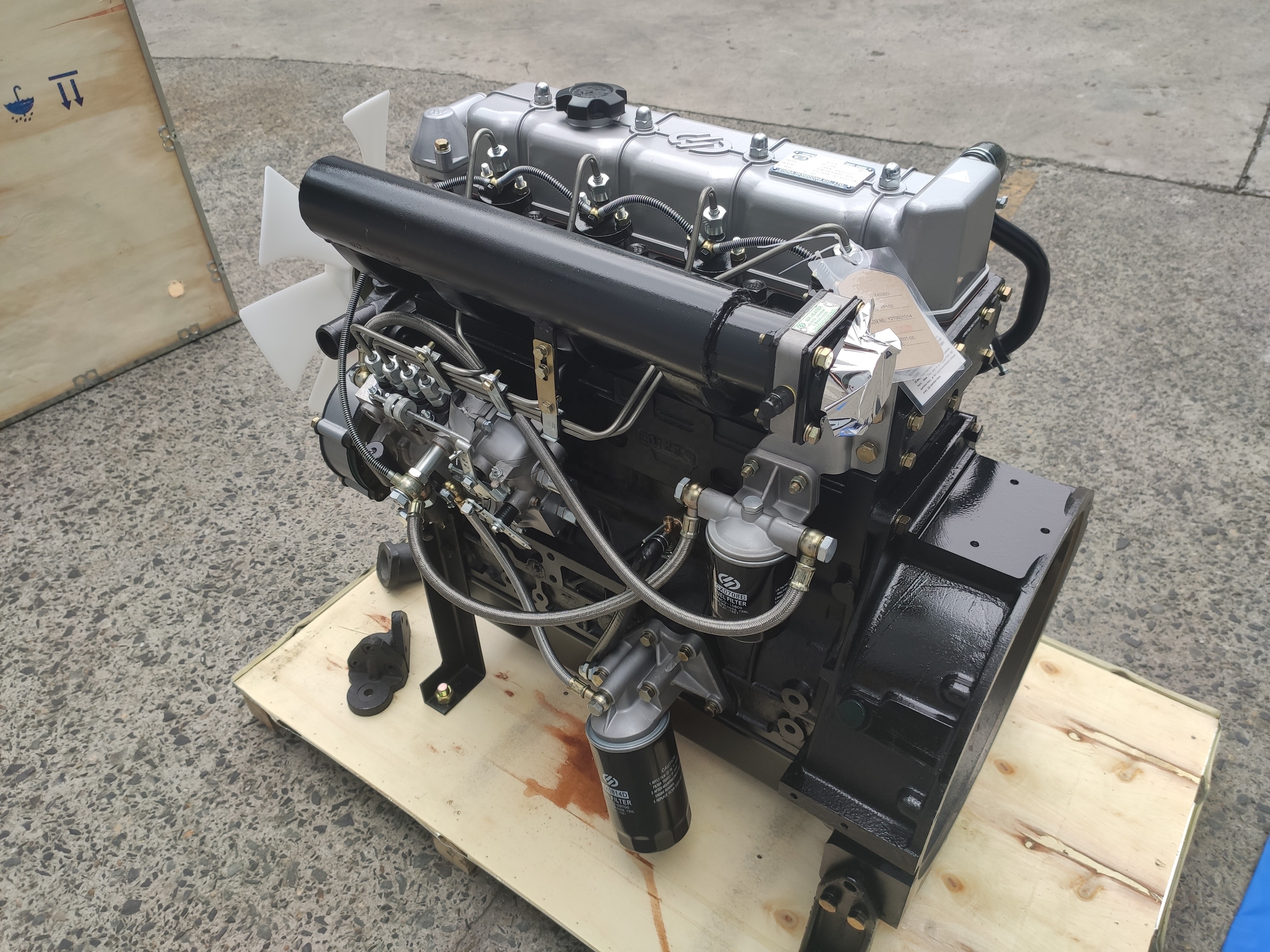 2022 Hot sale 45HP/33KW YangDong Y4100D diesel engine with silent type generator