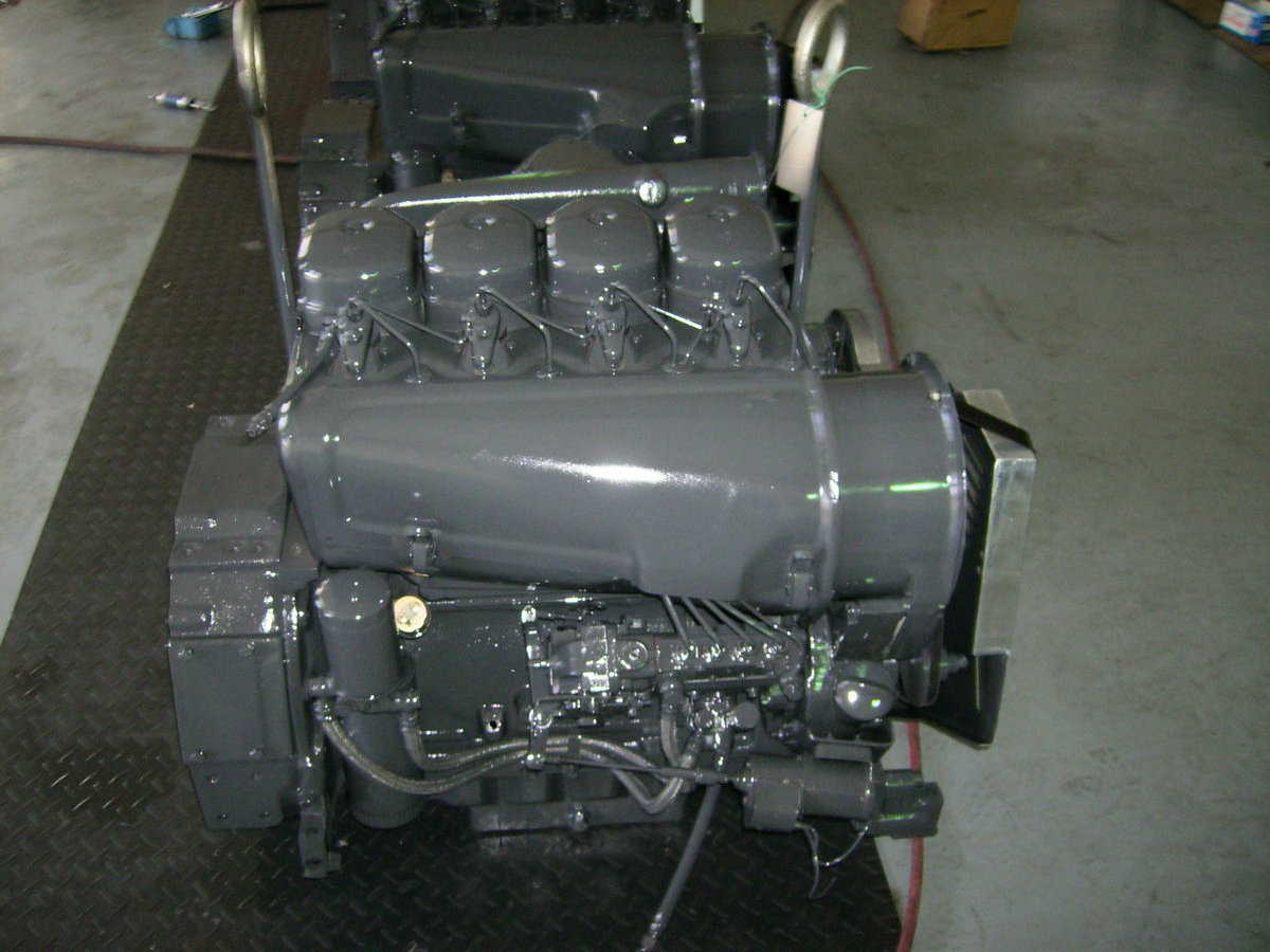 Original and brand new 4 cylinders Deutz diesel engine F4L912 series