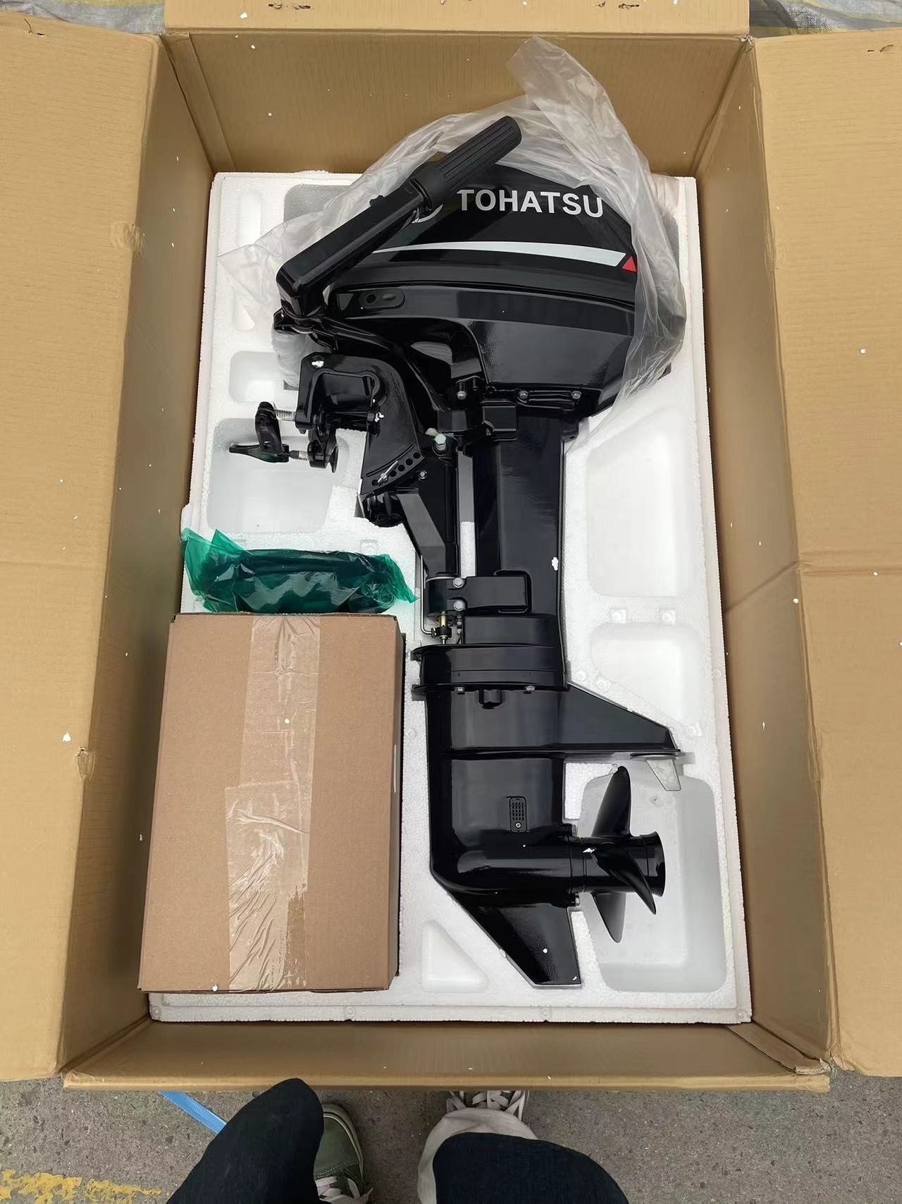 Brand New Tohatsu 4 stroke 9.9 hp Tohatsu Outboard Boat Motors MFS9.9 Outboards Motor