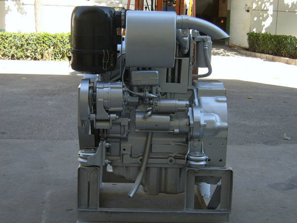 4 stroke 25hp air cooled 2 cylinder Deutz small diesel engine F2l912