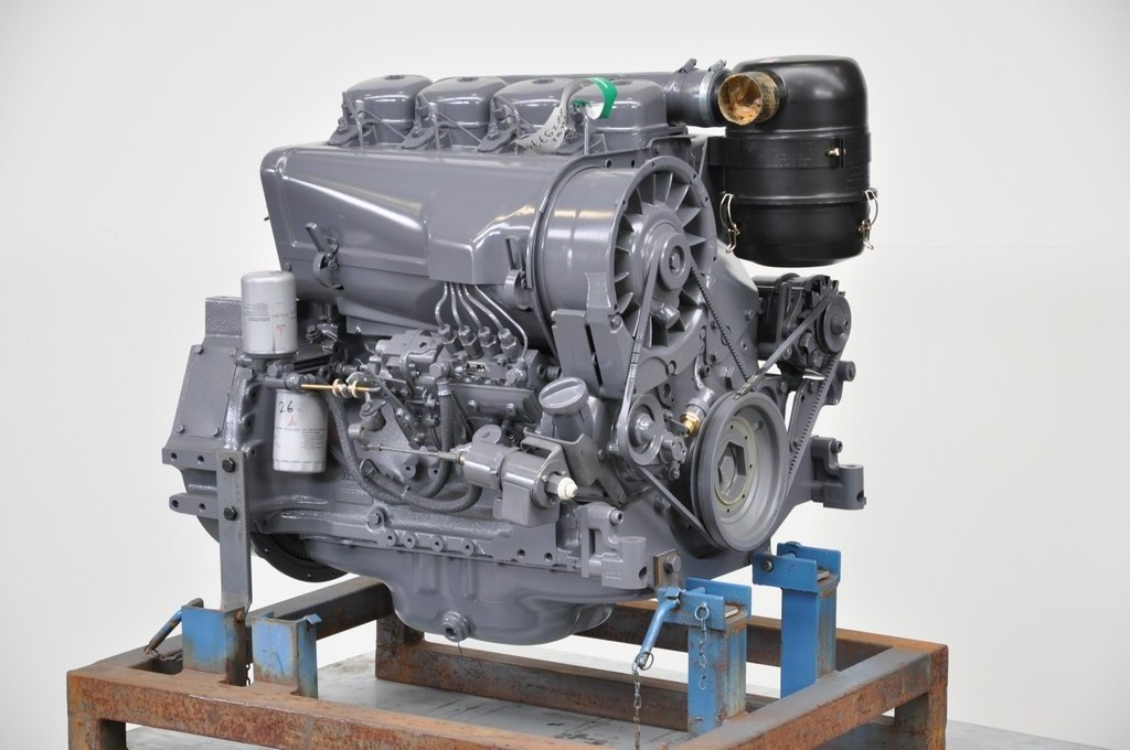 Genuine high quality Deutz 4 cylinder air cooled  F4L912 diesel engine