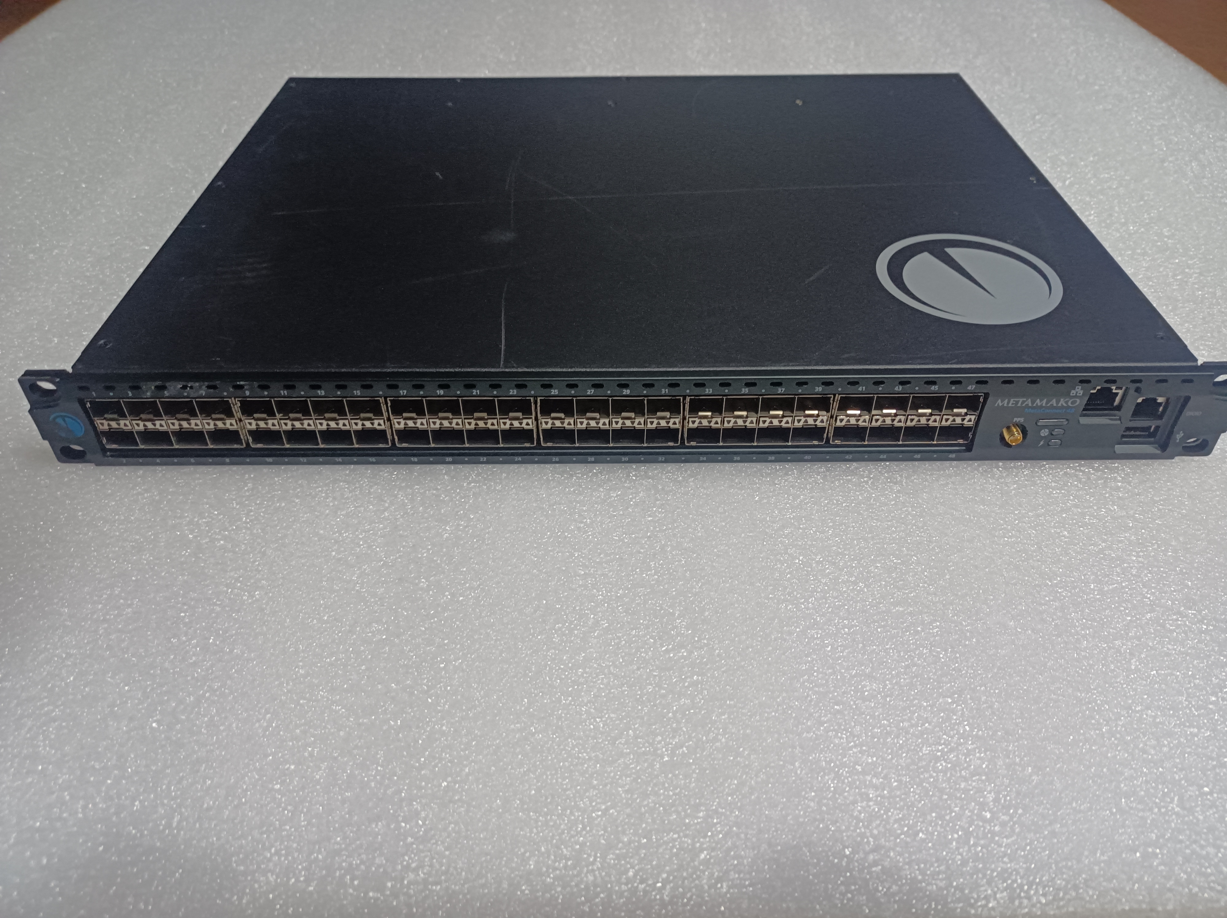 DCS-7130-48   48 port Layer-1 Switch