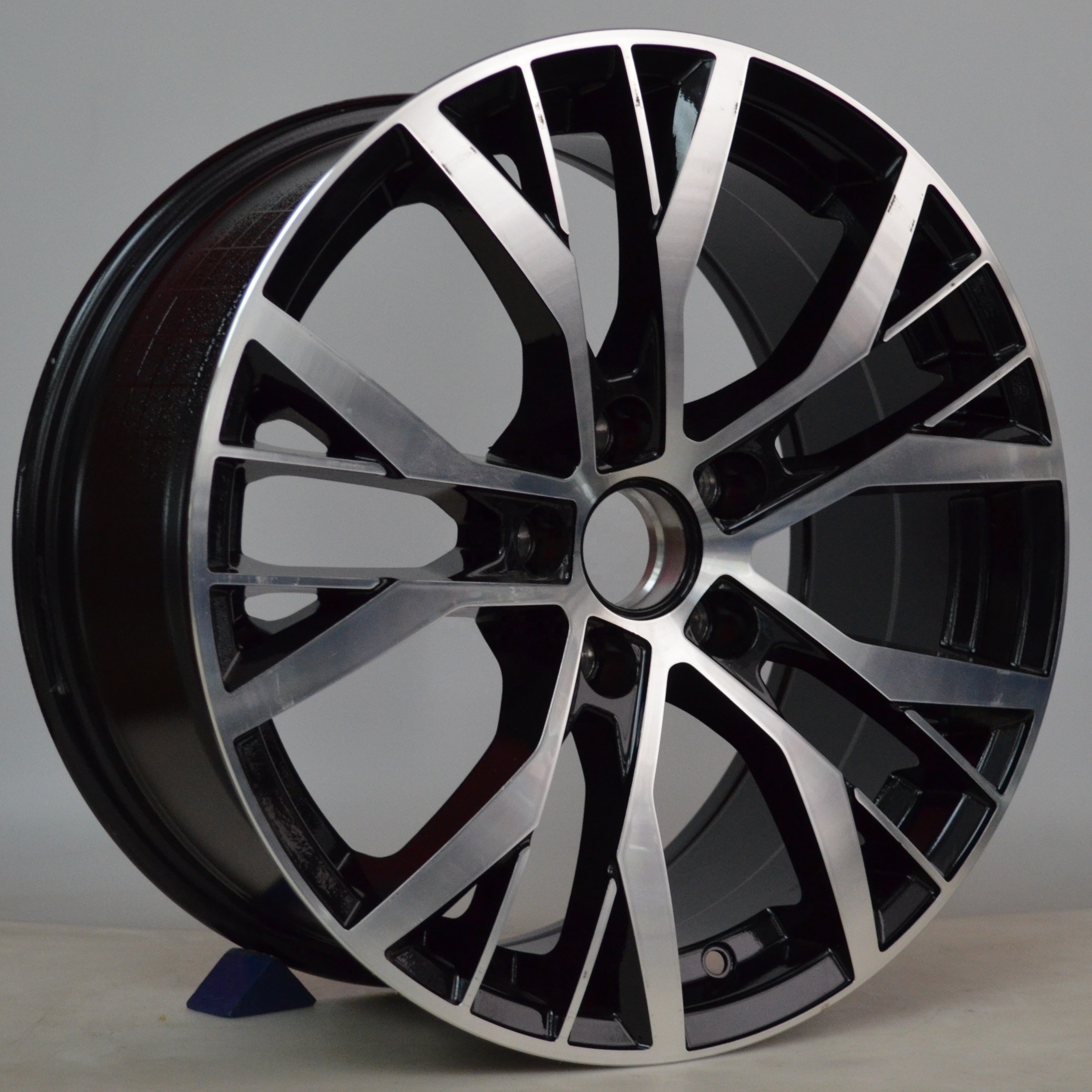 Passenger Car Wheels 8 Spoke Alloy Wheel Matt Black 4X4 Off Road For Car  Wheel Rim