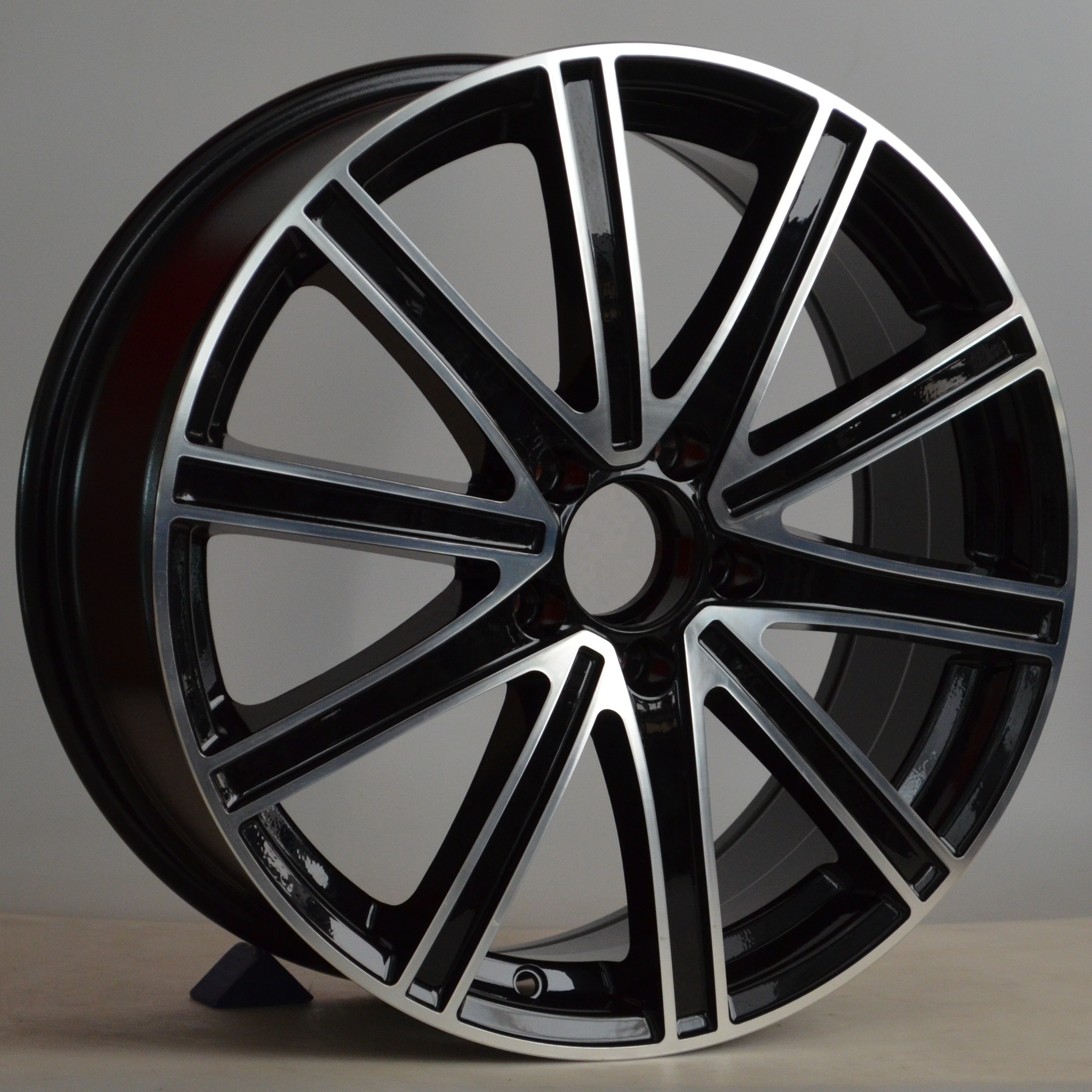 Passenger Car Wheels 8 Spoke Alloy Wheel Matt Black 4X4 Off Road For Car  Wheel Rim