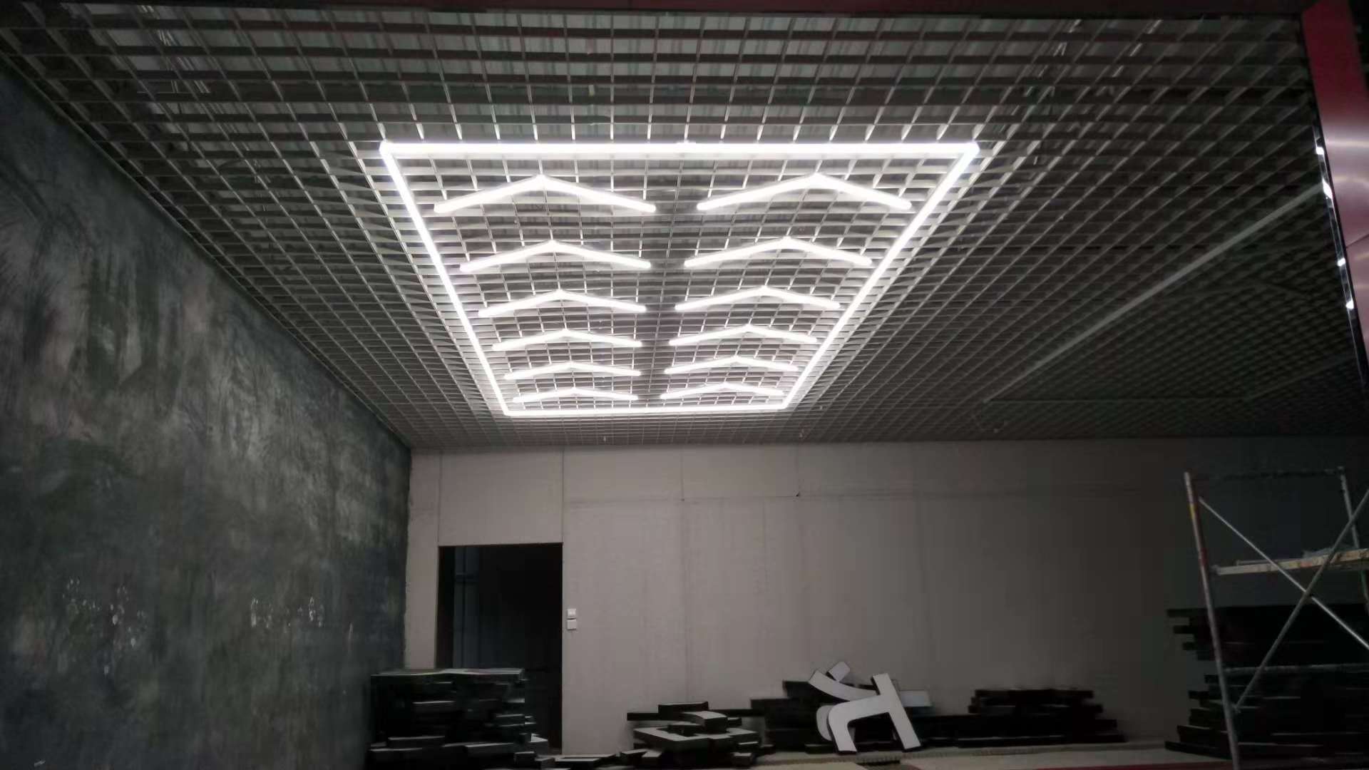 Factory Directly Sell Lights Arrow Led Lights High Brightness Gym Auto Detailing Garage Ceiling Lighting Ce White AC 90 SMD 180