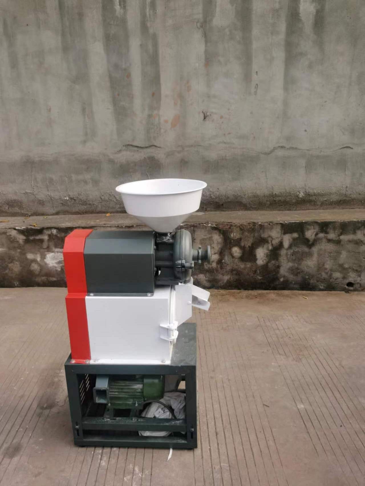 New type grain dry and wet grinder/ Industrial rice bean flour spice grinding machine/ grinder ginger machine