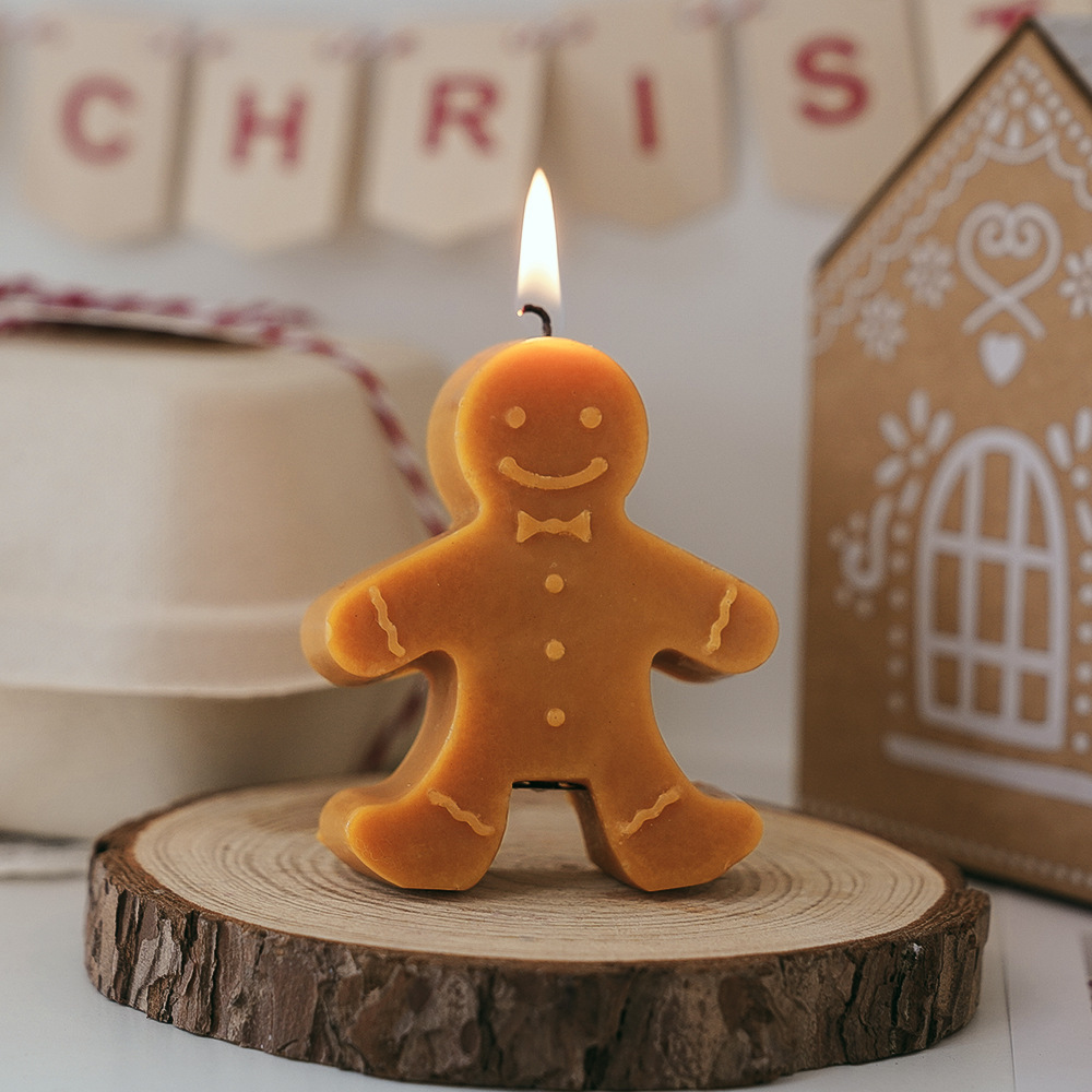 Christmas Theme Ginger Man Custom Manufacturing of Private Label Soy Wax Mini Small Luxury scented candles