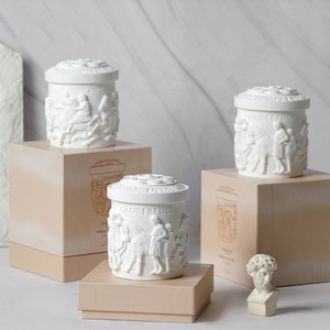 Wholesale Romanesque style Embossed Sculpture White Jar Soy Wax Scented Candle With Lid