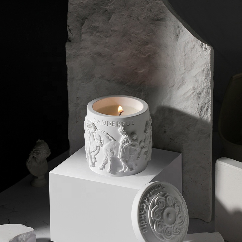 Wholesale European Style Embossed Statue White Soy Wax Scented Candle Jar With Lid