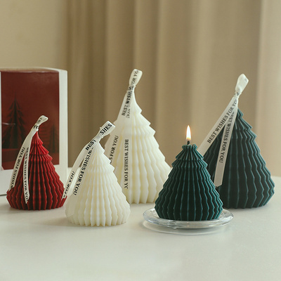 Wholesale Creative Red Christmas Tree Shaped Scented Candles for Christmas Home Decoration Gifts Green Candle