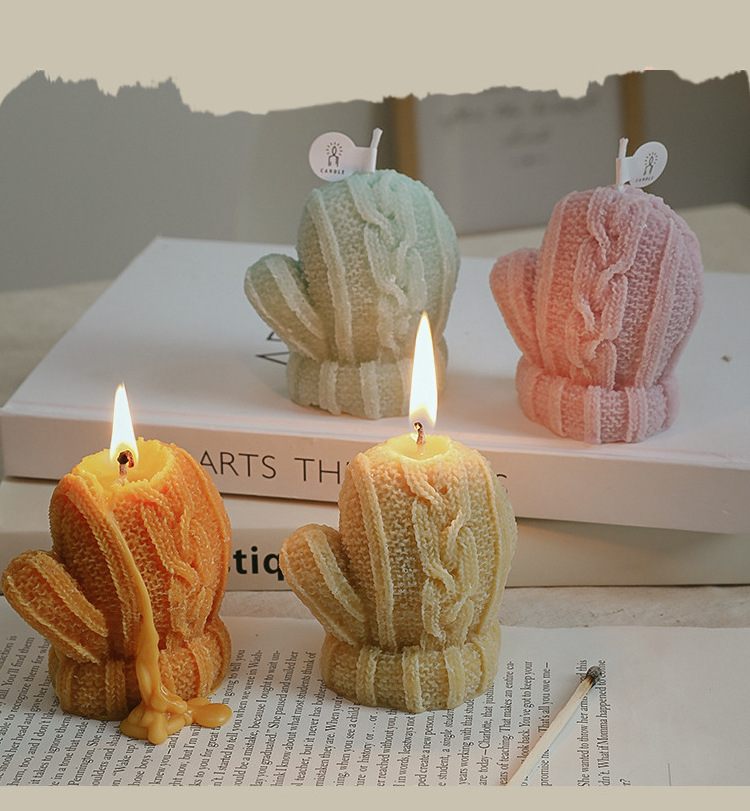 Newest Design Smokeless Soy Wax Scented Candles Plain Color Cute Gloves Shape Candle For Christmas Decoration