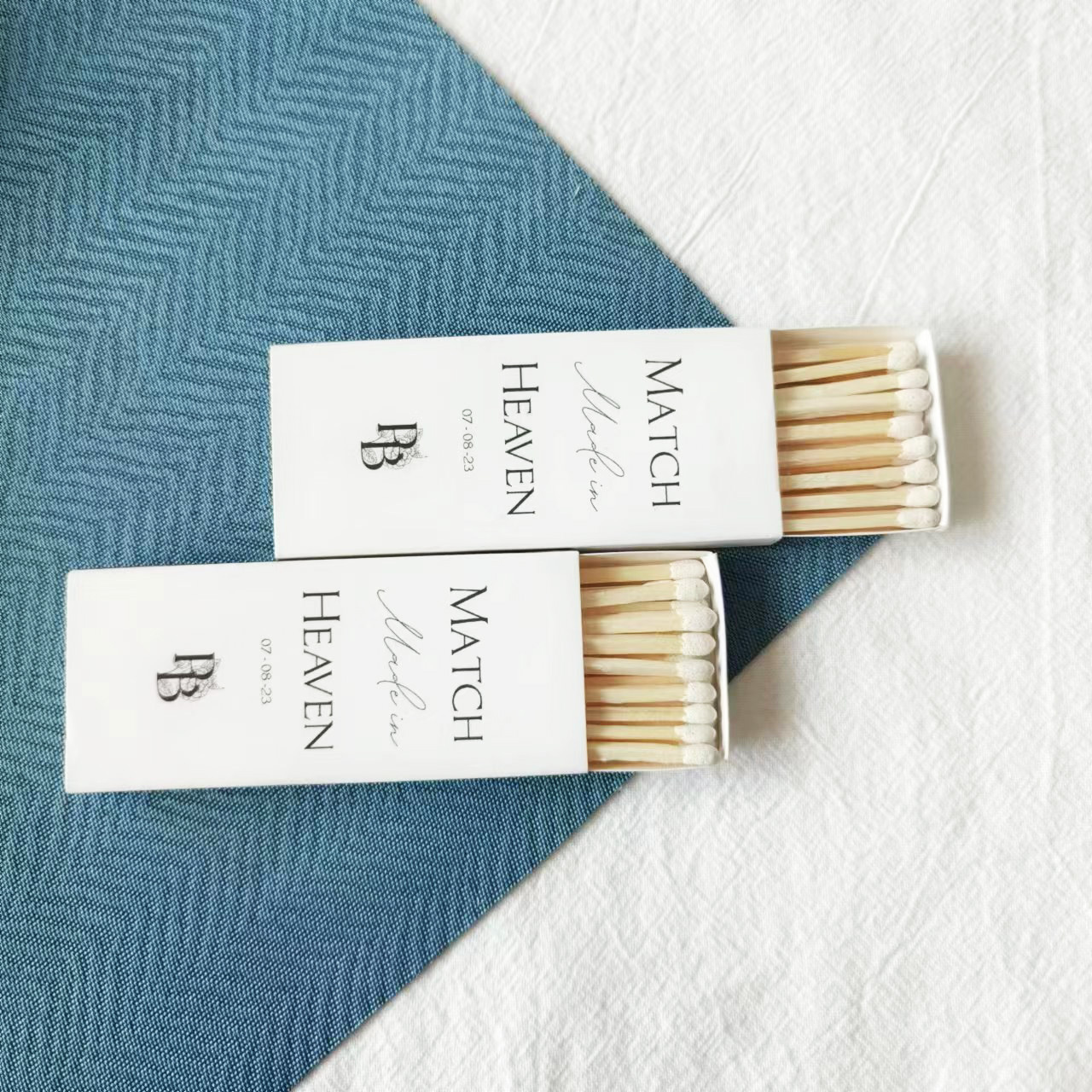 Festival gift Candle Matches Factory Direct Wholesale Price Production Gift Colored Matches Handmade Matches