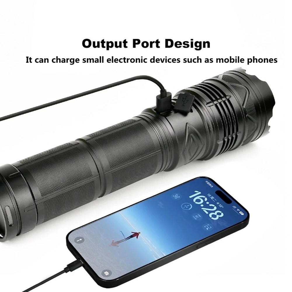 Ultra-light charging outdoor high-power LED multi-function flashlight self defensive flashlight big flashlight